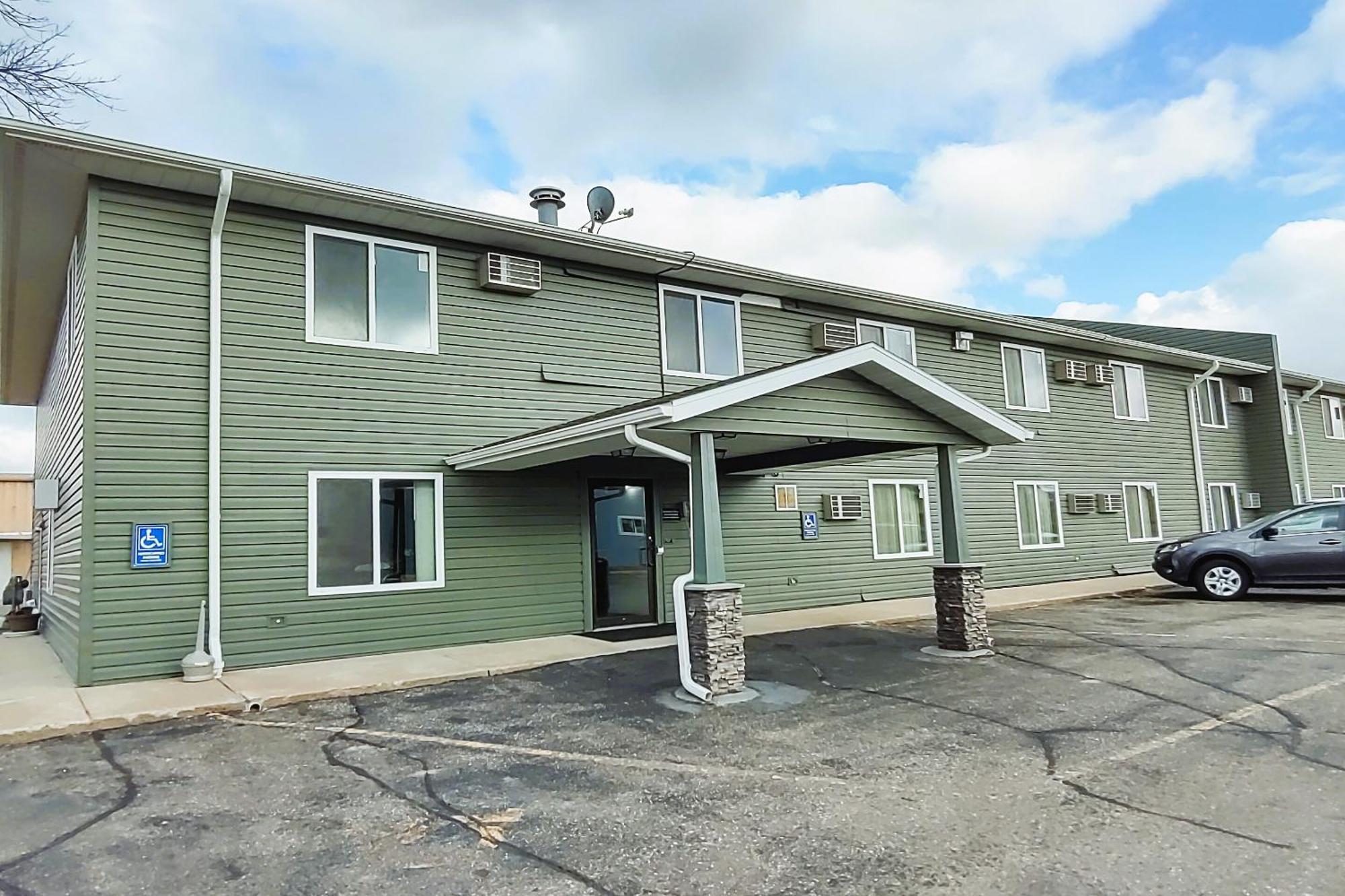 Americas Best Value Inn Staples Motley Exterior foto